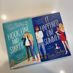 Tessa Bailey book set: Hook, Line, and Sinker & It Happened One Summer Bellinger